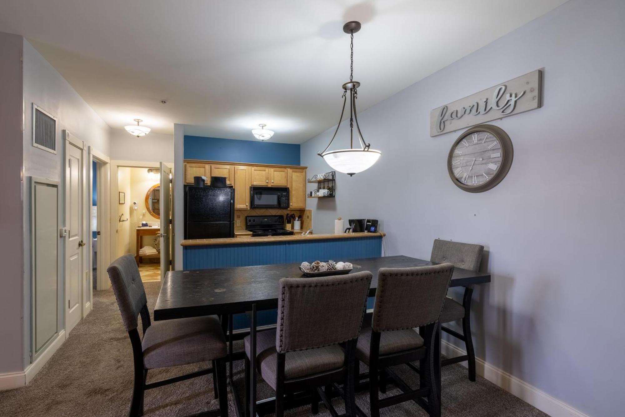 Seneca 202 Apartment Snowshoe Exterior photo